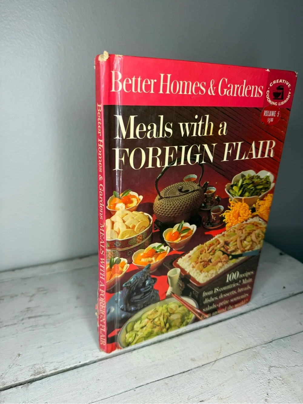 Better Homes And Gardens Meals with a Foreign Flair Cookbook - Red